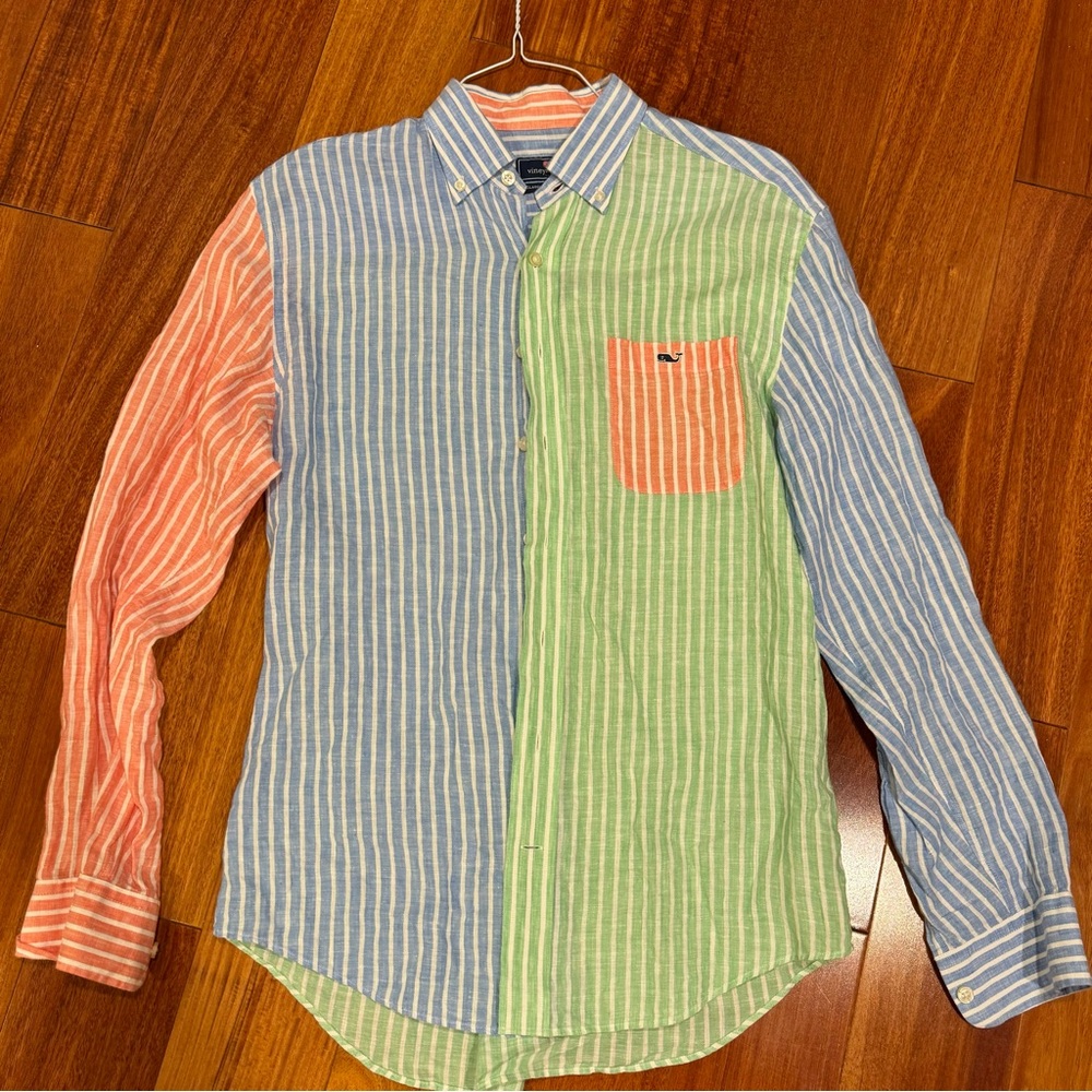 Vineyard Vines button down M